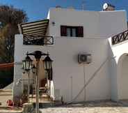 Exterior 7 Akti Miaouli Holiday Home