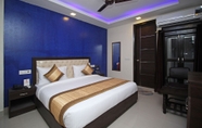 Bilik Tidur 2 Hotel Tourist Palace Near Delhi Airport