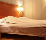 Bilik Tidur 5 Horten Budget Hotel