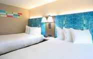 Bedroom 4 Oasis Inn