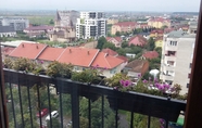 Nearby View and Attractions 5 Penthouse Apartament Nufărul Oradea