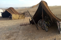 Exterior Ghwirate Taalab Bivouac - Campsite