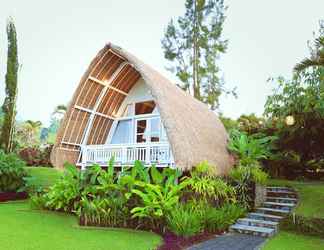 Bangunan 2 Village Above The Clouds