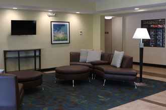 Lobby 4 Candlewood Suites Goodlettsville - Nashville, an IHG Hotel