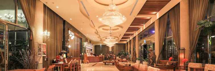 Lobby YENTAI Hotel