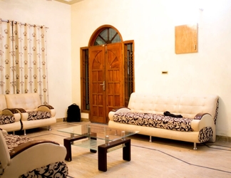 Lobby 2 Guest House