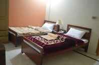 ห้องนอน Muzaffarabad View Motel