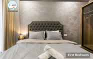 Phòng ngủ 6 Henry Studio Luxury 2BR SWPool 17th