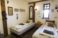 Kamar Tidur Raven's Bed and Breakfast