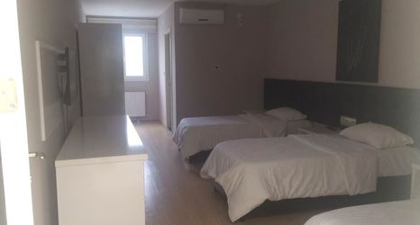 อื่นๆ 2 Park Motel