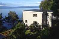 Exterior House by the sea