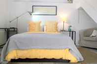 Kamar Tidur At Home in Malaga Stay