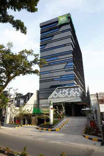 ibis Styles Medan Pattimura, Medan - Harga Hotel Terbaru di Traveloka