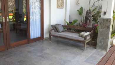 Lobby 4 Amed Beach Villa