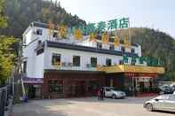 Bên ngoài GreenTree Inn Huangshan TangKou Town Scenic Spot South Gate Transfer Center Hotel