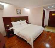 ห้องนอน 3 GreenTree Inn Huizhou Chenjiang Intercity Rail Station Hotel