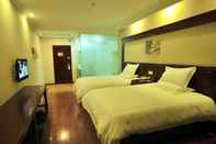 Bedroom GreenTree Inn Kunming Chenggong University City HSR Station Shilin Street Express Hotel