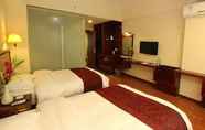 Kamar Tidur 5 GreenTree Inn GuiLin LinGui District JinShan Square JinShui Road Express Hotel