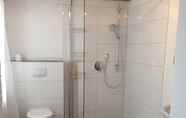 In-room Bathroom 6 Pension Karner