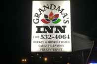 Exterior Grandma's Inn