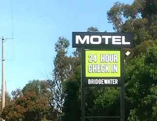 Bangunan 2 Bridgewater Motel