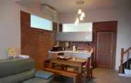 Ruang Umum 2 IMEEK Pet Friendly Tourist Home