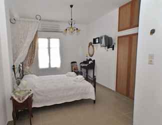 Bilik Tidur 2 Pension Moschoula