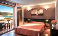 Bedroom 6 Hotel Riva Del Sole