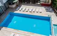 Swimming Pool 2 Letoon Hotel & SPA