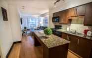 Bedroom 7 MiCasa Suites - Stylish Condo in the Heart of Downtown