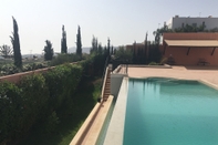 Swimming Pool Spacious Comfortable Villa Ref T72024