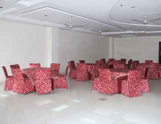 Lobi 2 Hotel Sunshine Park