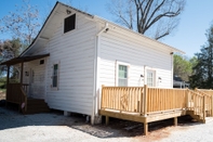 Exterior Swamp Rabbit Inn Travelers Rest