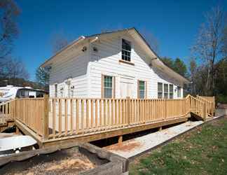 Exterior 2 Swamp Rabbit Inn Travelers Rest