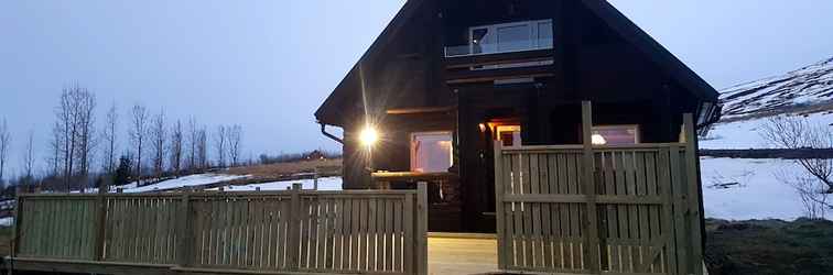 Exterior Akureyri Log Cottage