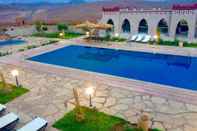 Swimming Pool Dar Alfourssane