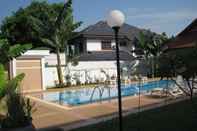 Kolam Renang Vikeo Villas Serviced Apartments