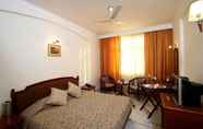 Bedroom 6 Grand President New Delhi