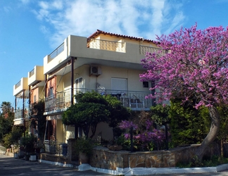 Exterior 2 Aphrodite Lemnos