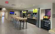ร้านอาหาร 3 Home2 Suites by Hilton Savannah Airport