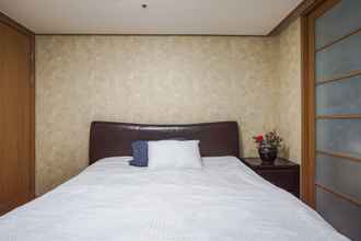 Kamar Tidur 4 Gangnam Galaxy Apartment 1