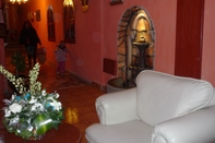 Lobby Hostal Quinto Sol