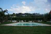 Swimming Pool Villa strepitosa con vista mare
