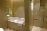 In-room Bathroom The Great Wall Tangshan