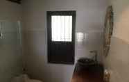 In-room Bathroom 2 Ayung house