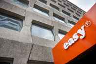 Bangunan easyHotel London Croydon