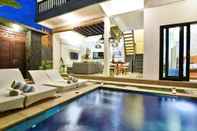 Kolam Renang Villa Kobe