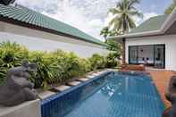 Swimming Pool Sanga Villas