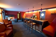 Bar, Cafe and Lounge Hotel Mateera