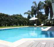 Swimming Pool 2 Guest House Ara Town
